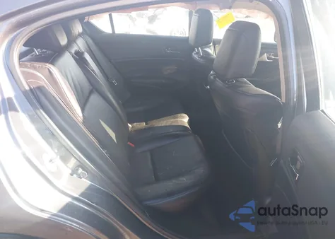 2013 Acura Ilx 2.0L z USA, uszkodzony, nr VIN 19VDE1F72DE009673